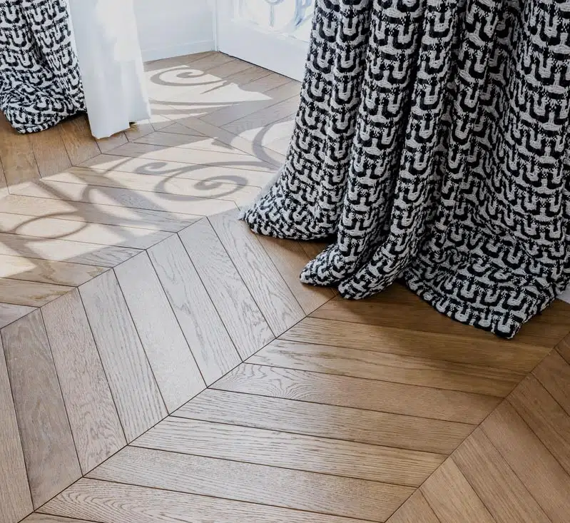 Carrelage effet bois, notre avis Crédit photo © 2020 Andrius Gudelis
